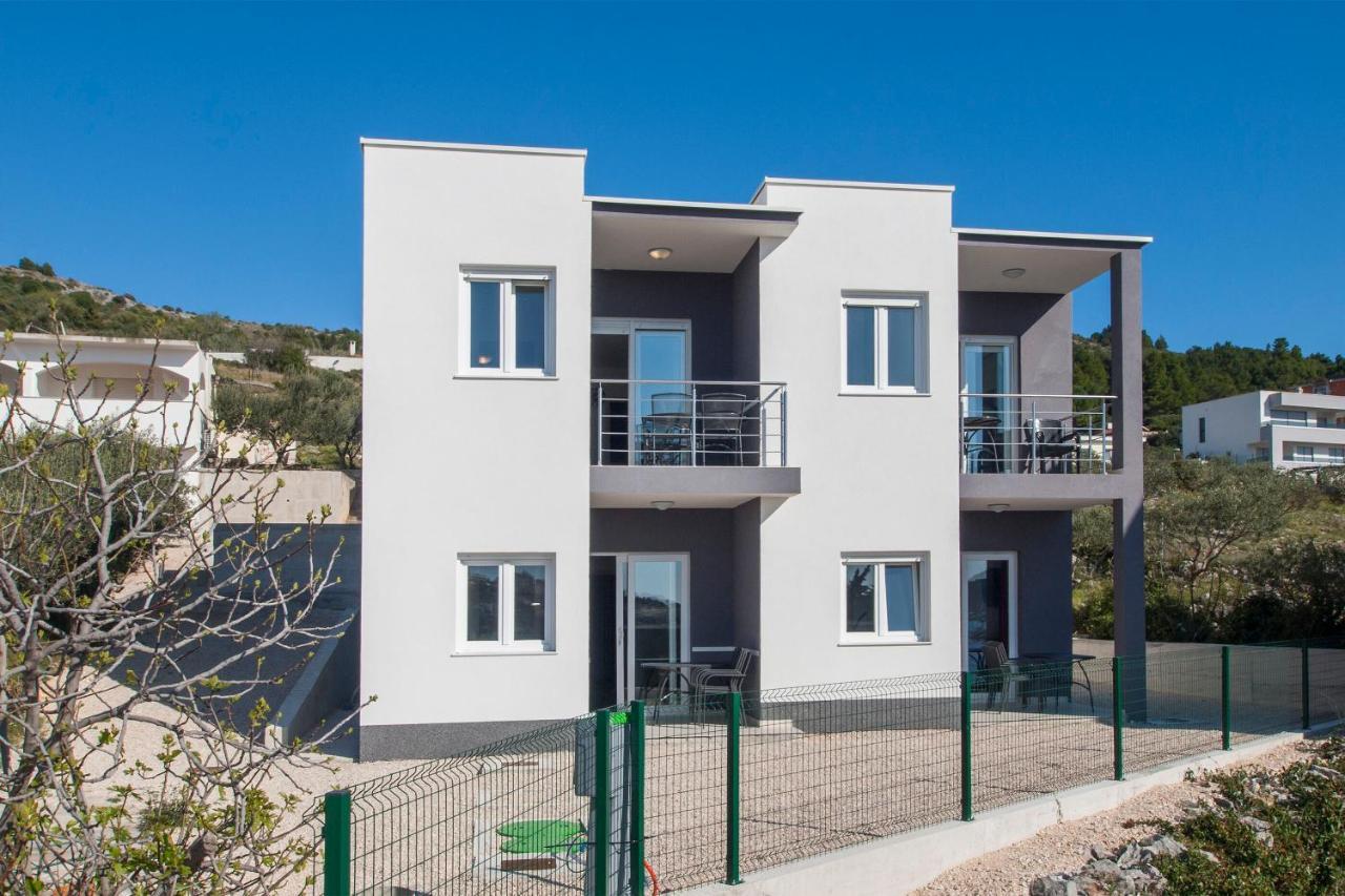 Apartments Osti Рогозница Экстерьер фото