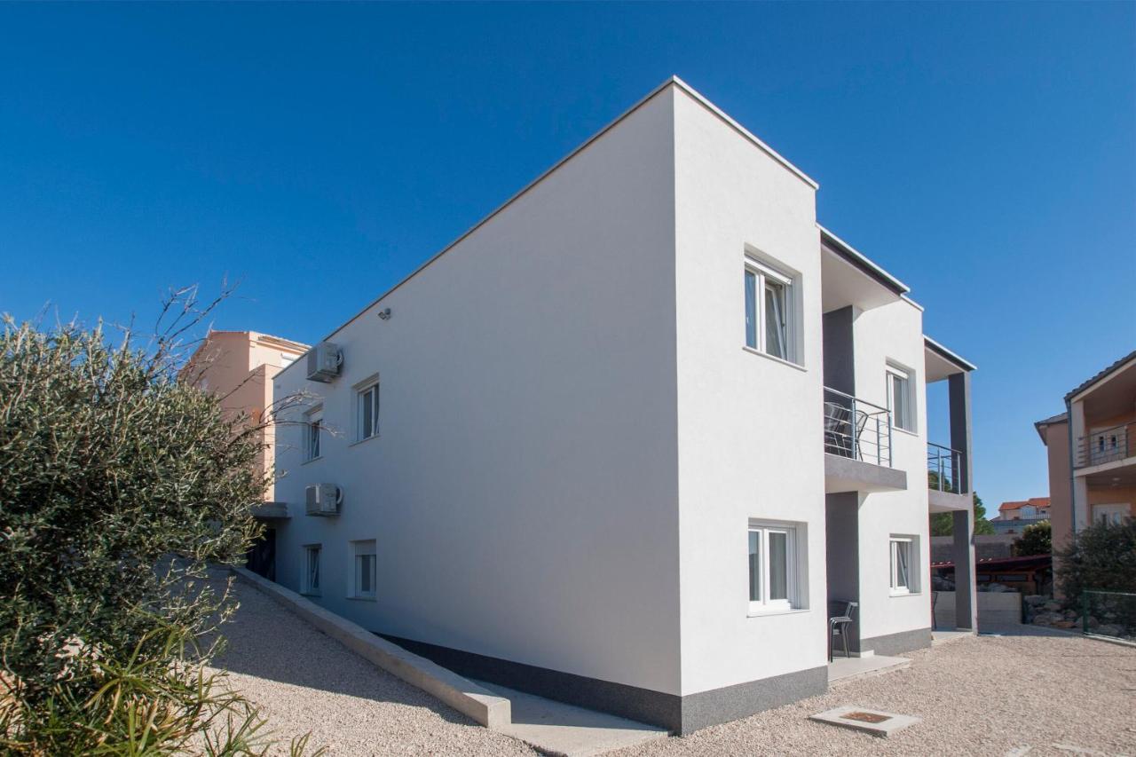 Apartments Osti Рогозница Экстерьер фото