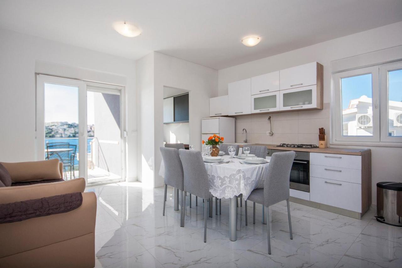 Apartments Osti Рогозница Экстерьер фото