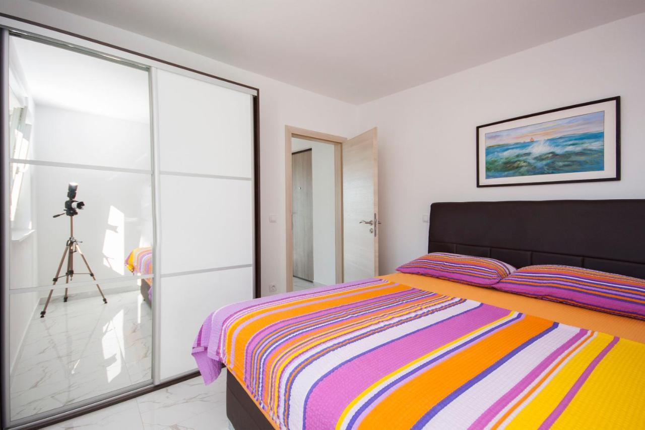 Apartments Osti Рогозница Экстерьер фото