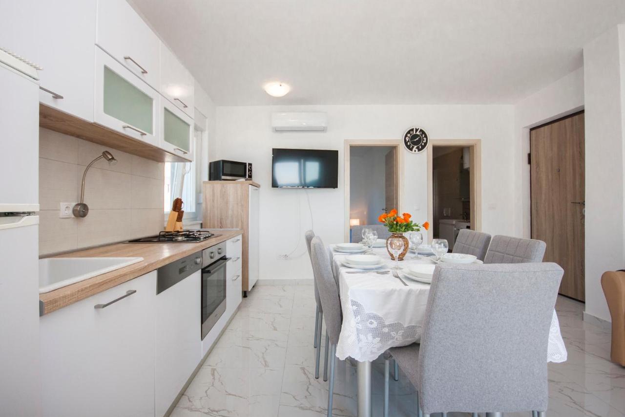 Apartments Osti Рогозница Экстерьер фото
