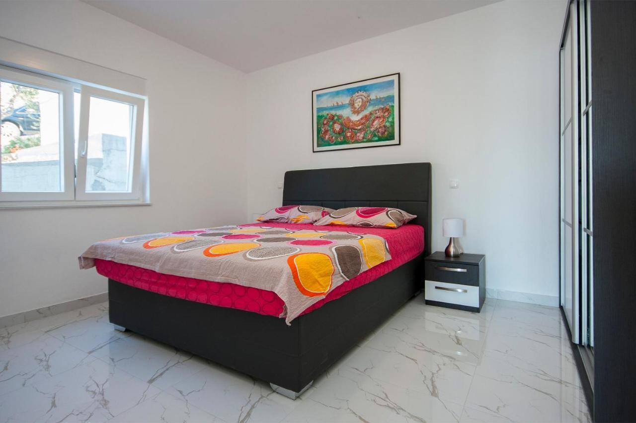 Apartments Osti Рогозница Экстерьер фото