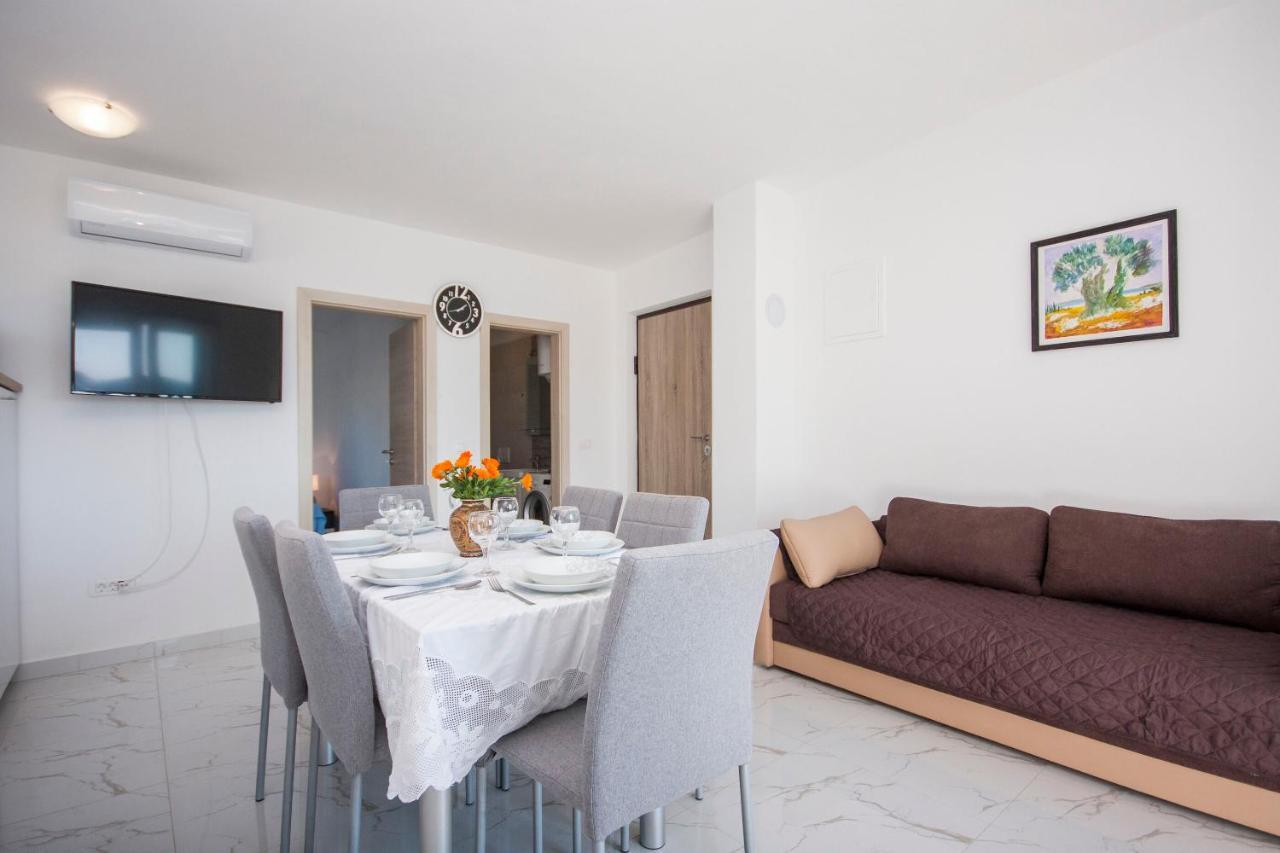Apartments Osti Рогозница Экстерьер фото